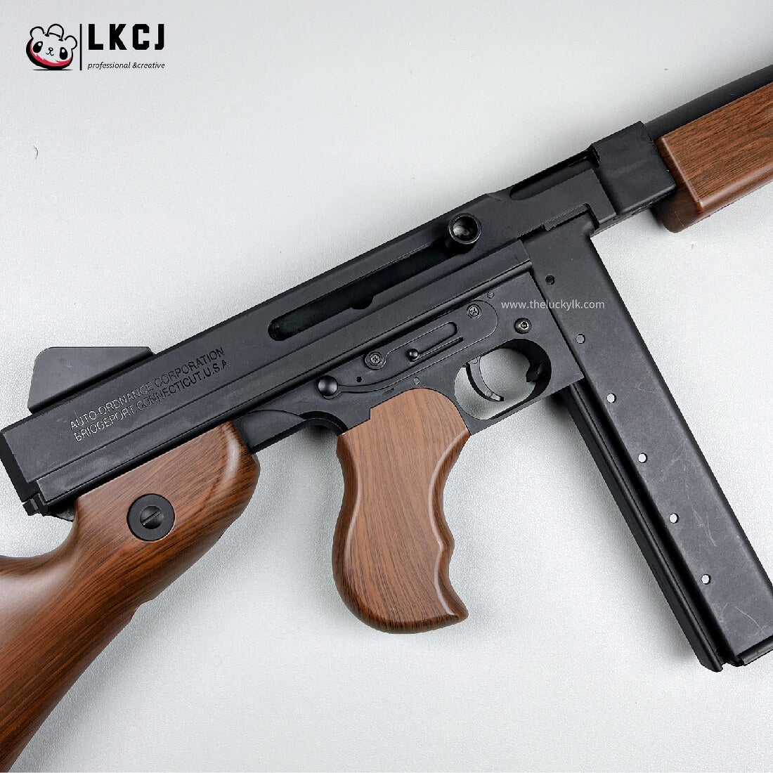 Thompson Submachine Gel Blaster – Taka Finds